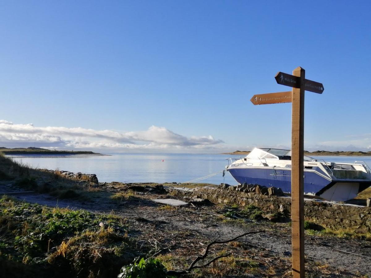 Ravenglass Log Cabin Exterior photo